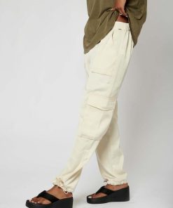 Youngwear.shop15fb22f2fe 2