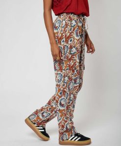 Youngwear.shop551ec0cfc0 4