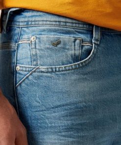 Youngwear.shop559b8576f0 4