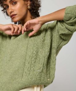 Youngwear.shop56cb78e8a5 2