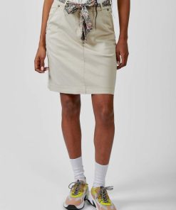 Youngwear.shop599cc857a5 1