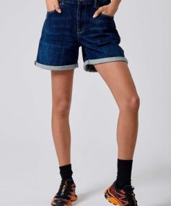 Youngwear.shop69bad200c6 1