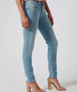 Youngwear.shop6bfbcac676 2