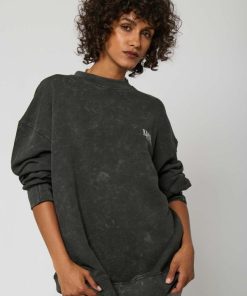 Youngwear.shop71980360e3 1