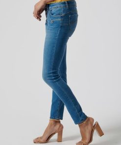 Youngwear.shop85e827fab5 2