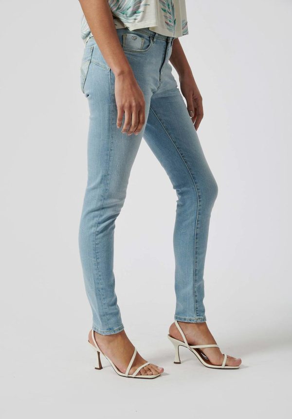 Youngwear.shop8ae6db84ea 2