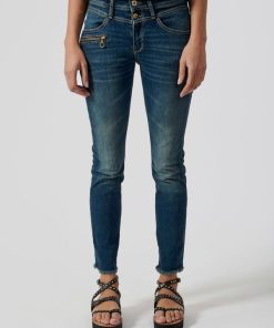 Youngwear.shopb2b3d1350d 1