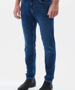 Youngwear.shopb4e4f4ee76 2