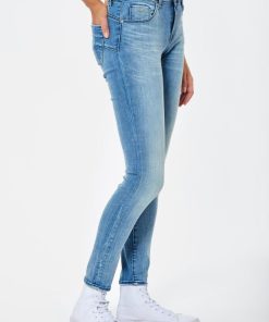 Youngwear.shopc33440bd3c 2