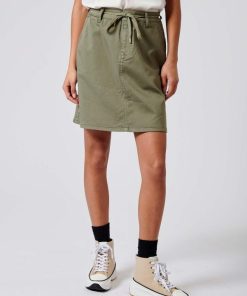 Youngwear.shopd719e68220 2