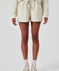 Youngwear.shope172e038a0 1