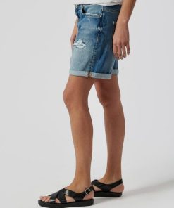 Youngwear.shopf3354f0690 2